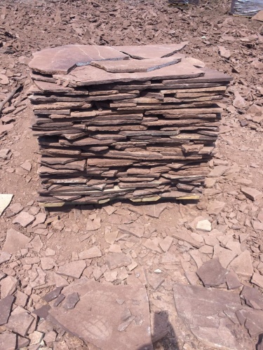 Плитняк лемезит бордовый для цоколя 1,5-2 см купить в Урае