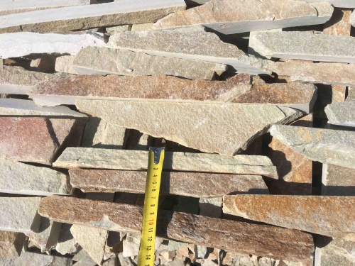 Горбушка златолит золотистый для облицовки купить в Урае