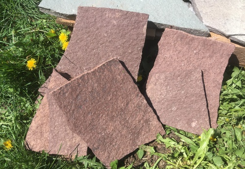 Плитняк лемезит бордовый для цоколя 1,5-2 см купить в Урае