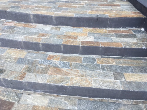 Плитка из Златолита Уральского для лестницы купить в Урае