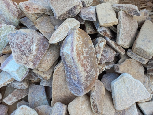 Златолит жёлтый, жёлто-зелёный глыбки и валуны для ланшафтного дизайна купить в Урае