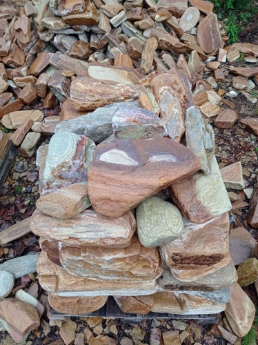 Златолит жёлтый, жёлто-зелёный глыбки и валуны для ланшафтного дизайна купить в Урае