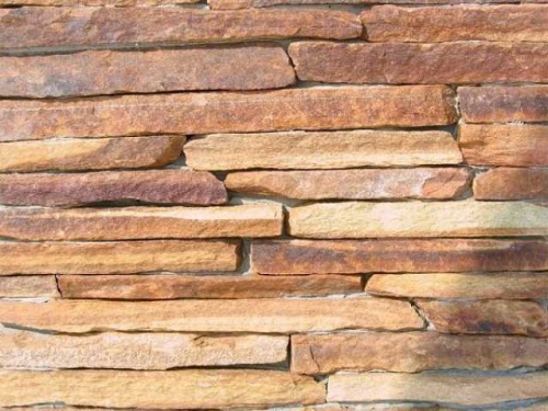 Горбушка златолит золотистый для облицовки купить в Урае