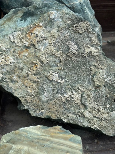 Ландшафтные глыбы зелёные 200-500 килограмм купить в Урае