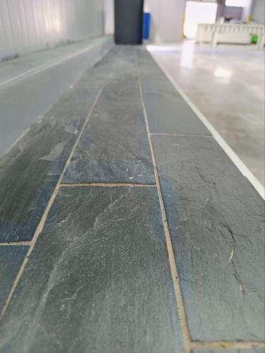 Плитка чёрная из натурального камня фасадная 30 см * 5 см, толщина 7 мм -30 мм купить в Урае