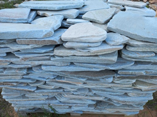 Плитняк златолит зелёный галтованный для цоколя купить в Урае