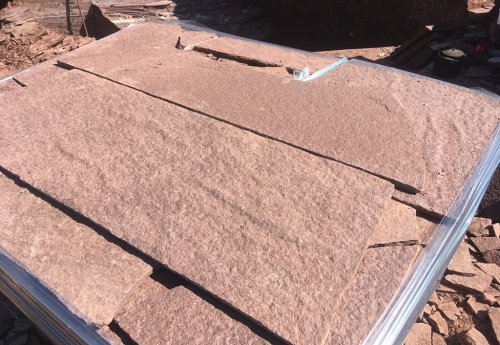 Плитняк лемезит бордовый для ступеней 20-25 мм купить в Урае